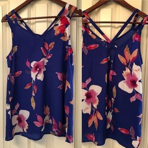 Pink lily strap-y flowy floral tank